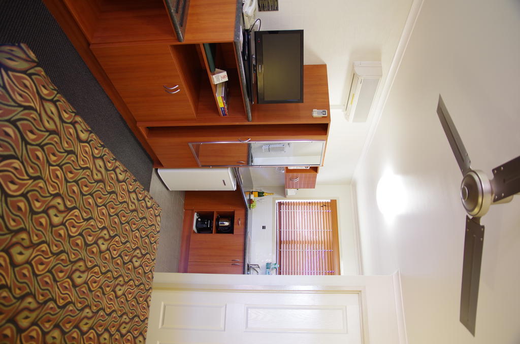 Stannum Lodge Motor Inn Stanthorpe Zimmer foto